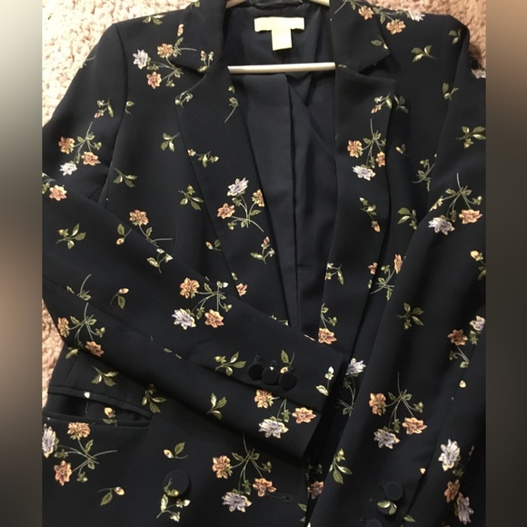 Navy blue floral H&M blazer - Picture 2 of 9